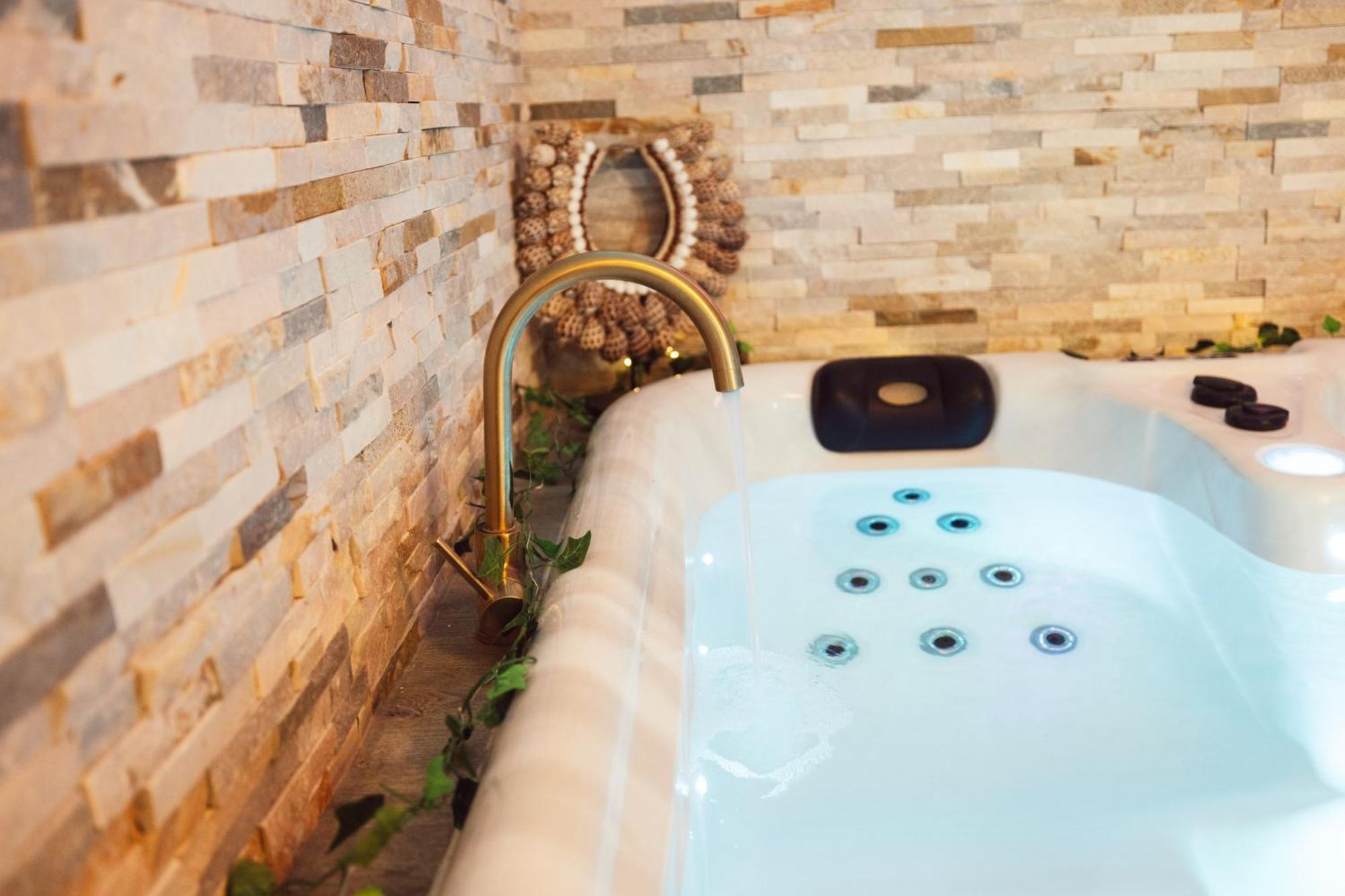 Suite And Spa La Perla Bianca Grabels 외부 사진